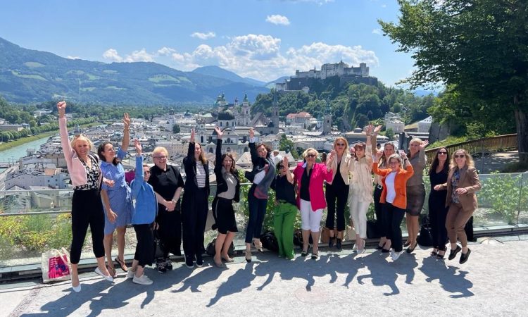 Aus ganz Österreich reisten die NETZWERT-Mitglieder zum Verbandstag der Gemeinnützigen Wohnbauträger nach Salzburg.